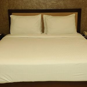 Hotel Anantha Executive Suites